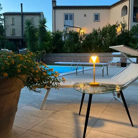 Fioreconero Bed & Breakfast Montacuto