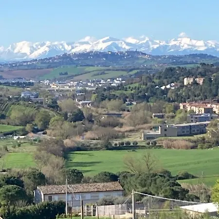 Bed & Breakfast Fioreconero Montacuto