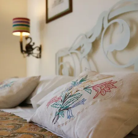 Fioreconero Bed & Breakfast