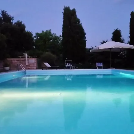 Bed & Breakfast Fioreconero Montacuto