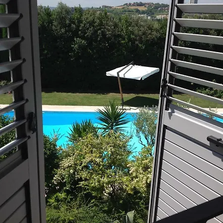 Fioreconero Bed and breakfast