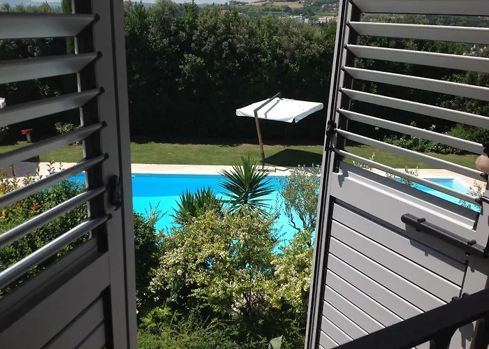 Fioreconero Bed & Breakfast